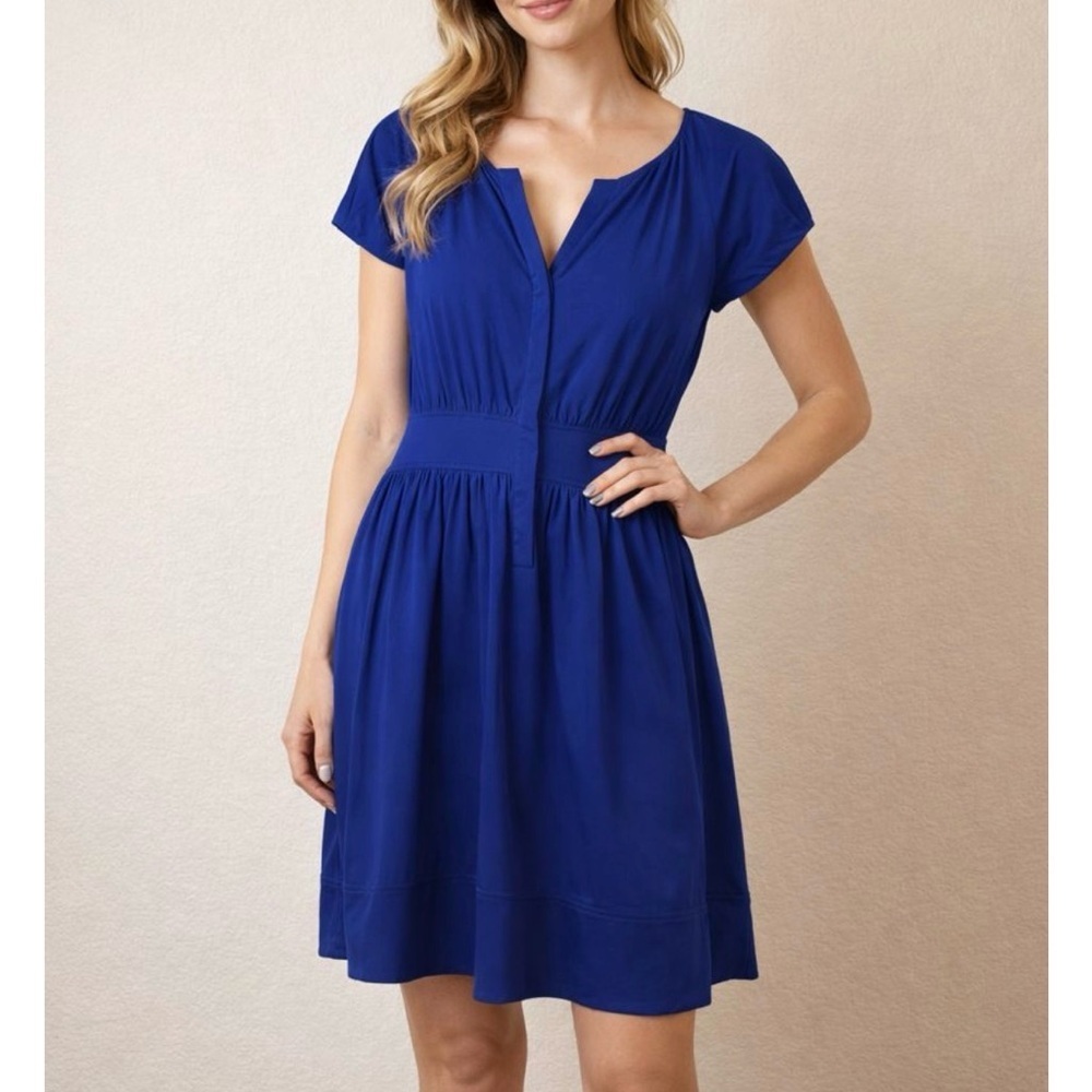 Diane Von Furstenberg Blue Short Sleeve Split Neck Fit & Flare Mini Dress Size 6
